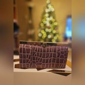 ❤️3/$25 Faux Leather Crocodile 🐊 Embossed Purple 💜 & Gold Wallet/Clutch 👝